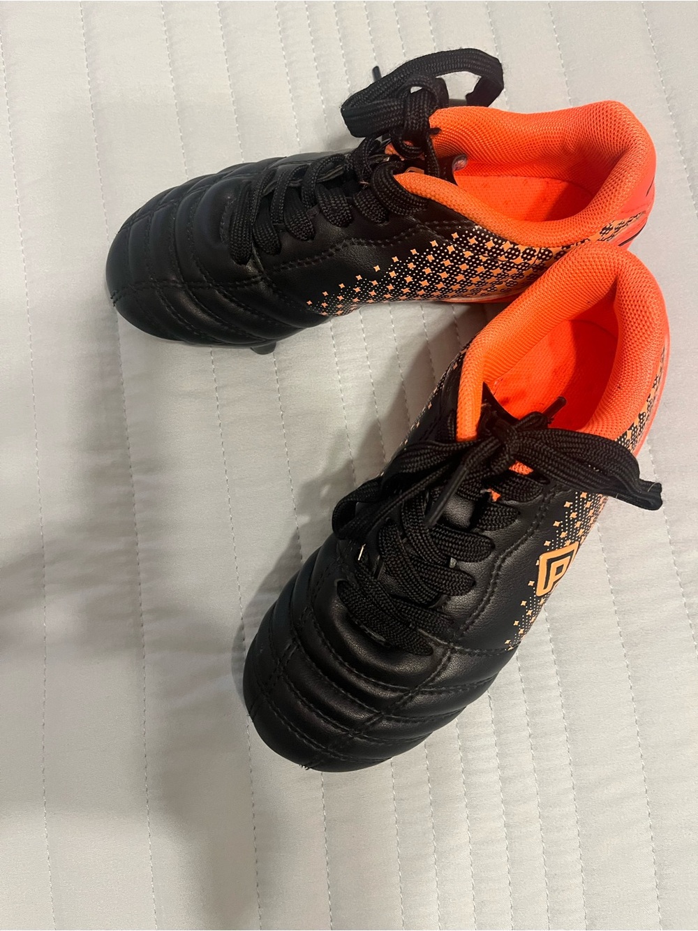 Kids Black & Orange Soccer Cleats size 11